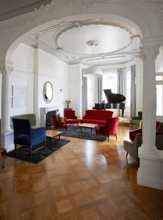 Encanto y modernidad
