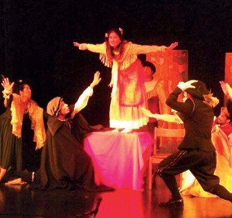 Florece el Teatro Universitario en La Serena