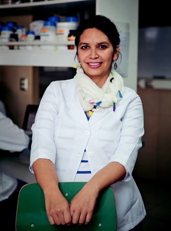 Mujer de ciencia
