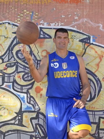 Gigante del aro