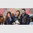 Solange Emparan, subgerente Trade MKT Kia Chile; Laura Prieto y Sebastián Machefert