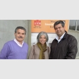 Gustavo López, Ana María Ruz, docente Escuela de Arquitectura; y Andrés Ruiz-Tagle, dir. Escuela de Ingeniería