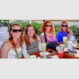 Oriella Bertolla, Francisca González, Flora Bortolotti, Gabriela Bertolla y Valentino Rossi