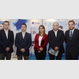 Harry Cea, Fernando San Martín, Ximena Navarrete, Daniel González y Sergio Giacaman
