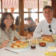 Disfrutando el fin de semana en restaurante Mia Pizza, Avenida del Mar