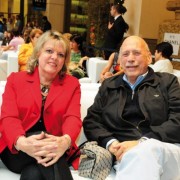 Desfile de moda disenos de Ivan Pilkman en Boulevard Marina Arauco
