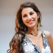 Perla, Explota explótame expló…
