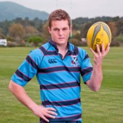 Triunfa en la capital del rugby