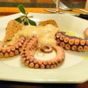 PULPO AL OLIVO EN LA TERRAZA