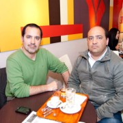 Disfrutando terrazas y café en primavera, La Serena