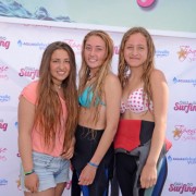 Sol, playa y olas en Go Girls Surfing, en Avenida del Mar, La Serena