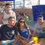 Disfrutando el sol, playa y terrazas en Avenida del Mar