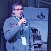 SALFA presentó sus camiones Mack y Renault en Calama