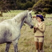 Entre Susurros y Caballos