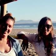 Surfistas en Café Poison, La Serena