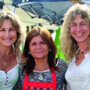 Diseño, arte y vestuario en Mercatino di Natale en Scuola Italiana La Serena