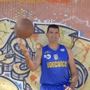 Gigante del aro