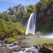 Algo más que cataratas