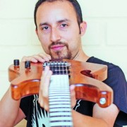 Lutier de alta gama
