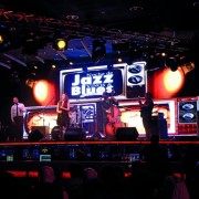 Noche de Jazz, Vinos & Blues, Swingcronizados Banda