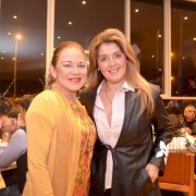 Temporada primavera-verano en desfile de Ale Marín, en Mia Pizza La Serena
