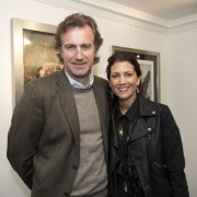 Artista Guillermo Lorca presentó exposición de grabados en Restorán Kahlo, Vitacura