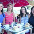 Compartiendo un café en Sauré